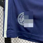 conjunto-niño-ajax-segunda-equipacion-2025-2026-escudo-pantalon-corto