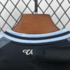 conjunto-niño-aston-villa-segunda-equipacion-2025-2026-cuello-trasero