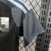 conjunto-niño-aston-villa-segunda-equipacion-2025-2026-puño