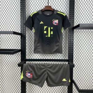 conjunto-niño-bayern-de-munich-portero-2025-2026