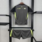 conjunto-niño-bayern-de-munich-portero-2025-2026-parte-trasera
