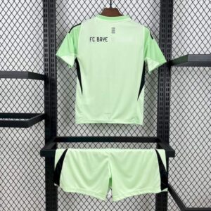 conjunto-niño-bayern-de-munich-portero-verde-2025-2026-parte-trasera