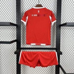 conjunto-niño-bayern-de-munich-primera-equipacion-2025-2026-parte-trasera