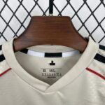 conjunto-niño-benfica-segunda-equipacion-2025-2026-cuello