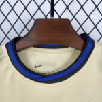 conjunto-niño-fc-barcelona-segunda-equipacion-2025-2026-cuello