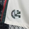 pantalon-corto-chelsea-segunda-equipacion-2025-2026-escudo