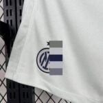 pantalon-corto-inter-milan-2025-2026-segunda-equipacion-2025-2026-escudo