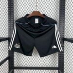 pantalon-corto-newcastle-united-primera-equipacion-2025-2026