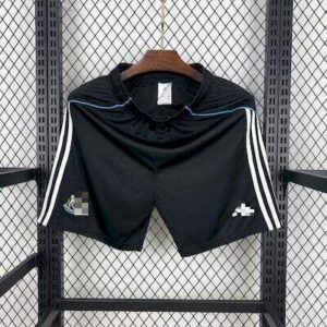 pantalon-corto-newcastle-united-primera-equipacion-2025-2026