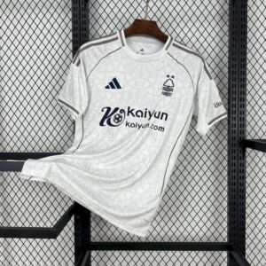 camiseta-Nottingham-Forest-segunda-equipacion-2025-2026