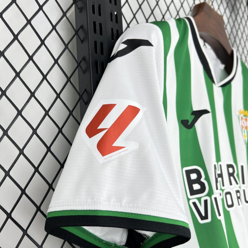 camiseta-cordoba-cf-primera-equipacion-2025-2026-puño