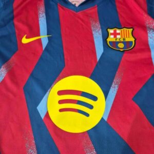 camiseta-fc-barcelona-cuarta-equipacion-2025-2026-pecho