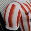 camiseta-inter-milan-rojo-version-jugador-2025-2026-puño