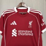 camiseta-liverpool-primera-equipacion-2025-2026-pecho