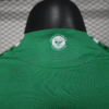 camiseta-newcastle-segunda-equipacion-version-jugador-2025-2026-cuello-trasero