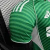 camiseta-newcastle-segunda-equipacion-version-jugador-2025-2026-puño