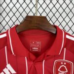 camiseta-nottingham-forest-primera-equipacion-2025-2026-cuello