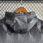 cortaviento-bayern-de-munich-2025-2026-cuello-trasero