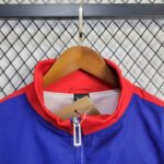 chaqueta-cortaviento-barcelona-2025-2026-cuello