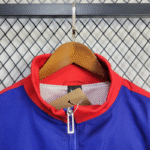 chaqueta-cortaviento-barcelona-2025-2026-cuello