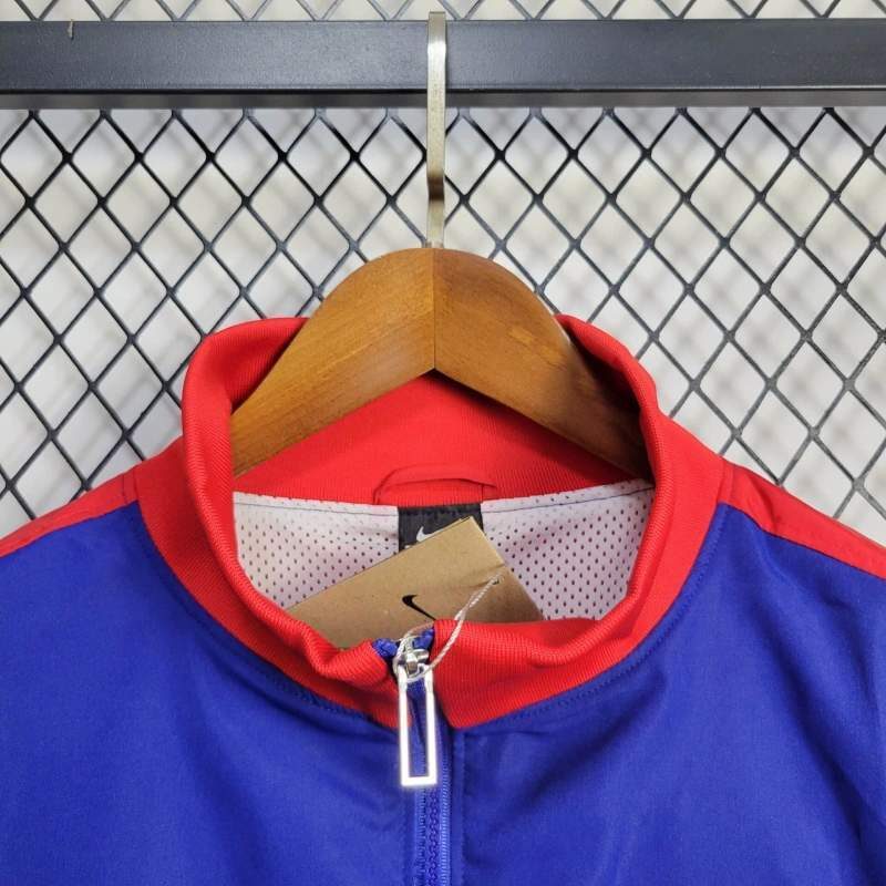chaqueta-cortaviento-barcelona-2025-2026-cuello