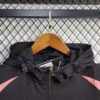 chaqueta-cortaviento-bayern-de-munich-2025-2026-cuello