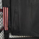 chaqueta-cortaviento-bayern-de-munich-2025-2026-puño