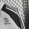 chaqueta-cortaviento-manchester-united-2025-2026-hombro