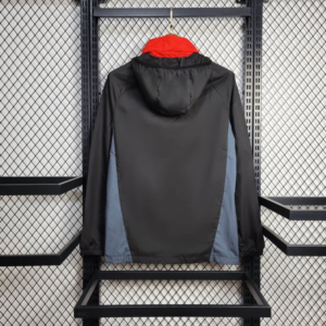 chaqueta-cortaviento-manchester-united-negro-2025-2026-parte-trasera