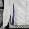 chaqueta-cortaviento-real-madrid-2025-2026-puño