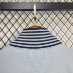 chaqueta-cortaviento-tottenham-2025-2026-cuello-trasero