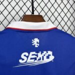 conjunto-niño-rangers-primera-equipacion-2025-2026-cuello-trasero