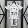 conjunto-niño-real-madrid-primera-equipacion-2025-2026