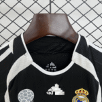 conjunto-niño-real-madrid-segunda-equipacion-2025-2026-cuello