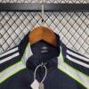 cortaviento-real-madrid-2025-2026-cuello