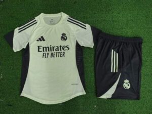 Conjunto Entrenamiento niño - Verde Lima 25-26