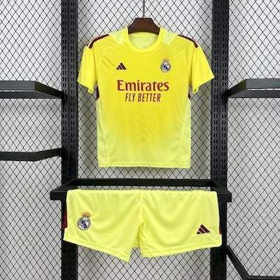 Conjunto niño Real Madrid Amarillo edicion especial 25-26 dorsal Conjunto niño Real Madrid Amarillo edicion especial 25-26 dorsal