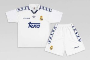 Conjunto niño Retro Real Madrid 1994-1996 Primera equipacion