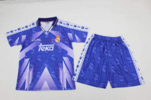 Conjunto niño Retro Real Madrid 1996-1997 segunda equipacion