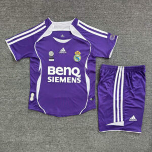 Conjunto niño Retro Real Madrid 2006-2007 tercera equipacion