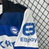 camiseta-deportivo-de-alavés-segunda-equipacion-2025-2026-puño