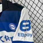 camiseta-deportivo-de-alavés-segunda-equipacion-2025-2026-puño