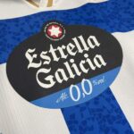 camiseta-deportivo-de-la-coruña-primera-equipacion-2025-2026-pecho
