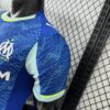 camiseta-marsella-tercera-equipacion-version-jugador-2025-2026-puño