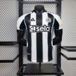camiseta-newcastle-primera-equipacion-version-jugador-2025-2026
