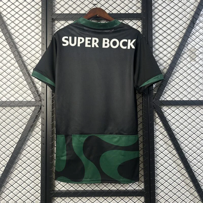 camiseta-sporting-de-lisboa-quinta-equipacion-2025-2026-parte-trasera