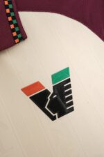 camiseta-venezia-fc-segunda-equipacion-2025-2026-escudo