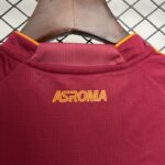 conjunto-niño-aston-villa-primera-equipacion-2025-2026-cuello-trasero