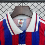 conjunto-niño-bayern-de-munich-primera-equipacion-retro-1995-1997-cuello