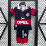 conjunto-niño-bayern-de-munich-primera-equipacion-retro-1997-1999
